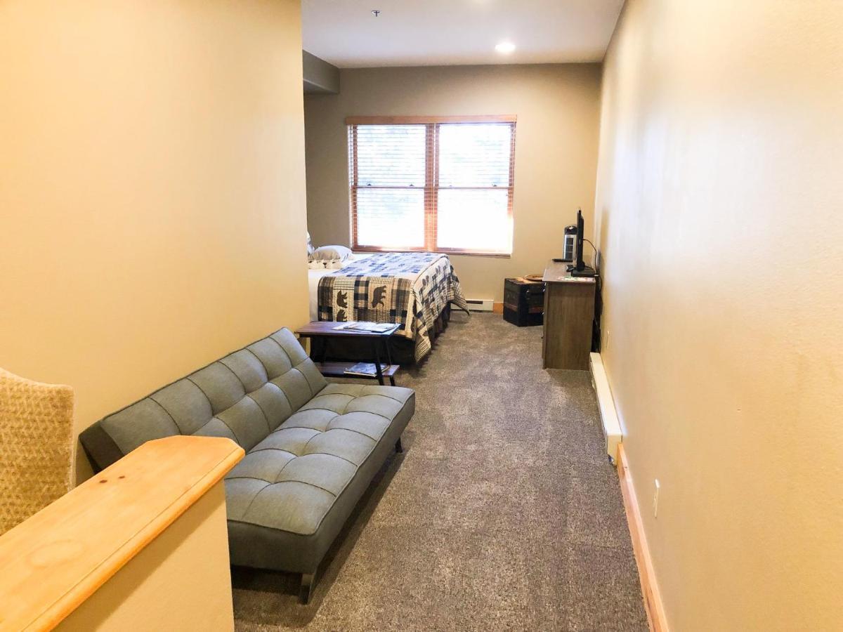 Bear Creek 301 By Alpine *
