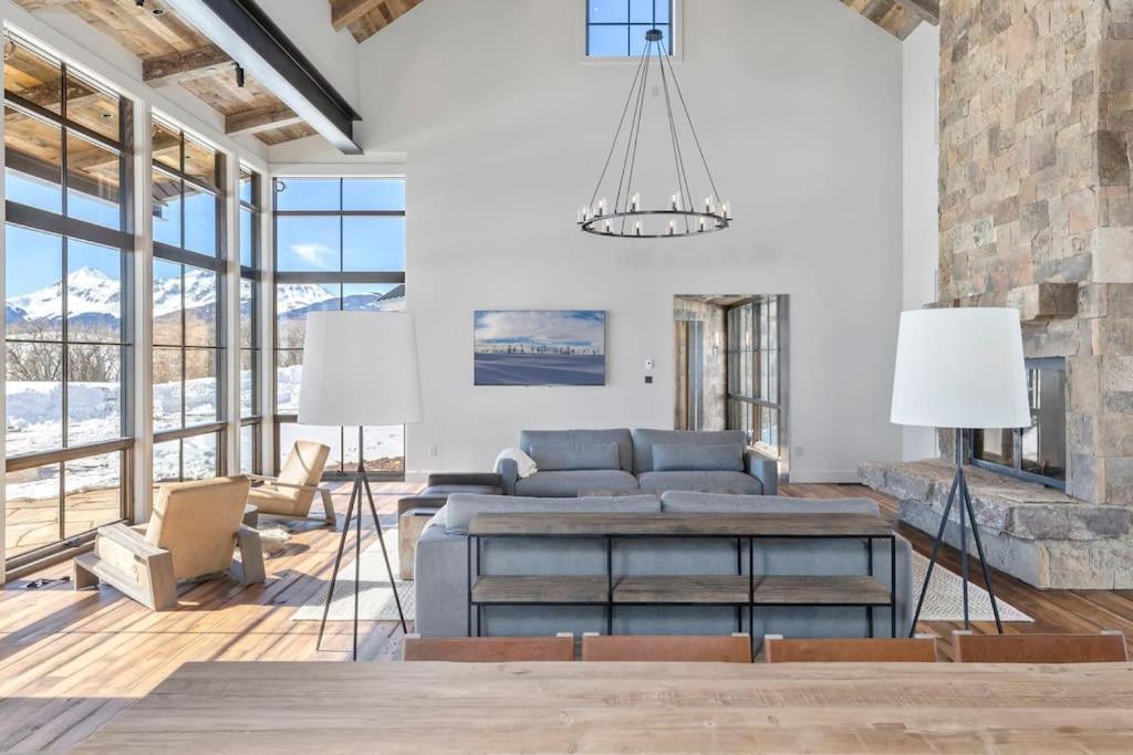 Silverpick Ranch - Adventure & Luxury In