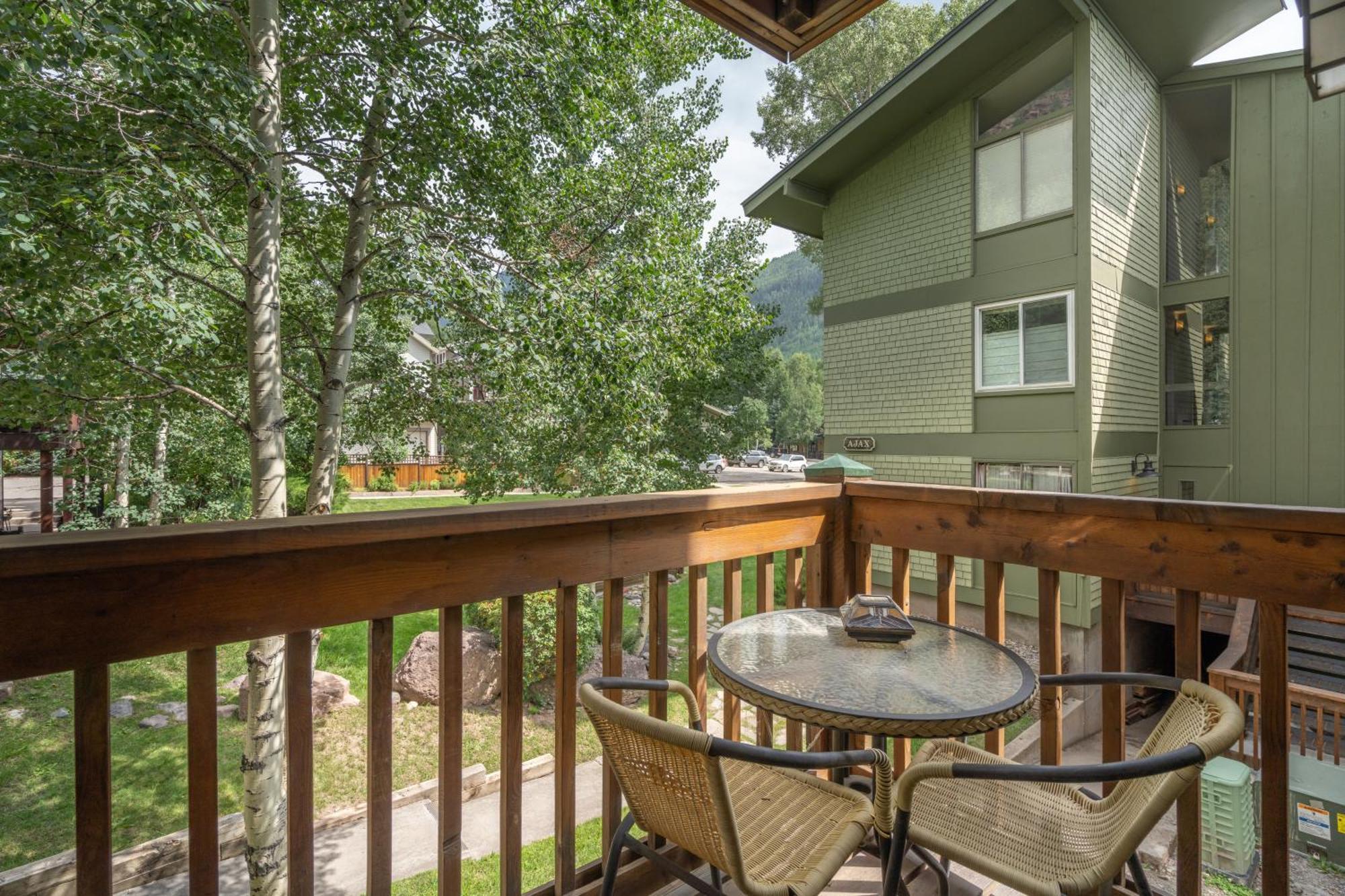 Holiday home Cozy Tomboy With Private Deck