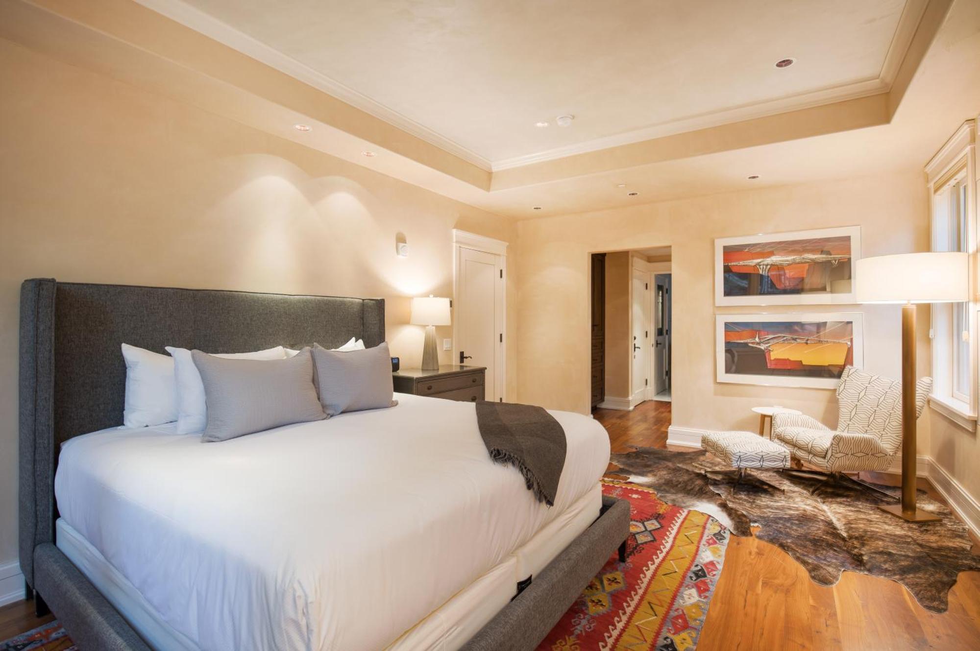 The Residences At Element 52