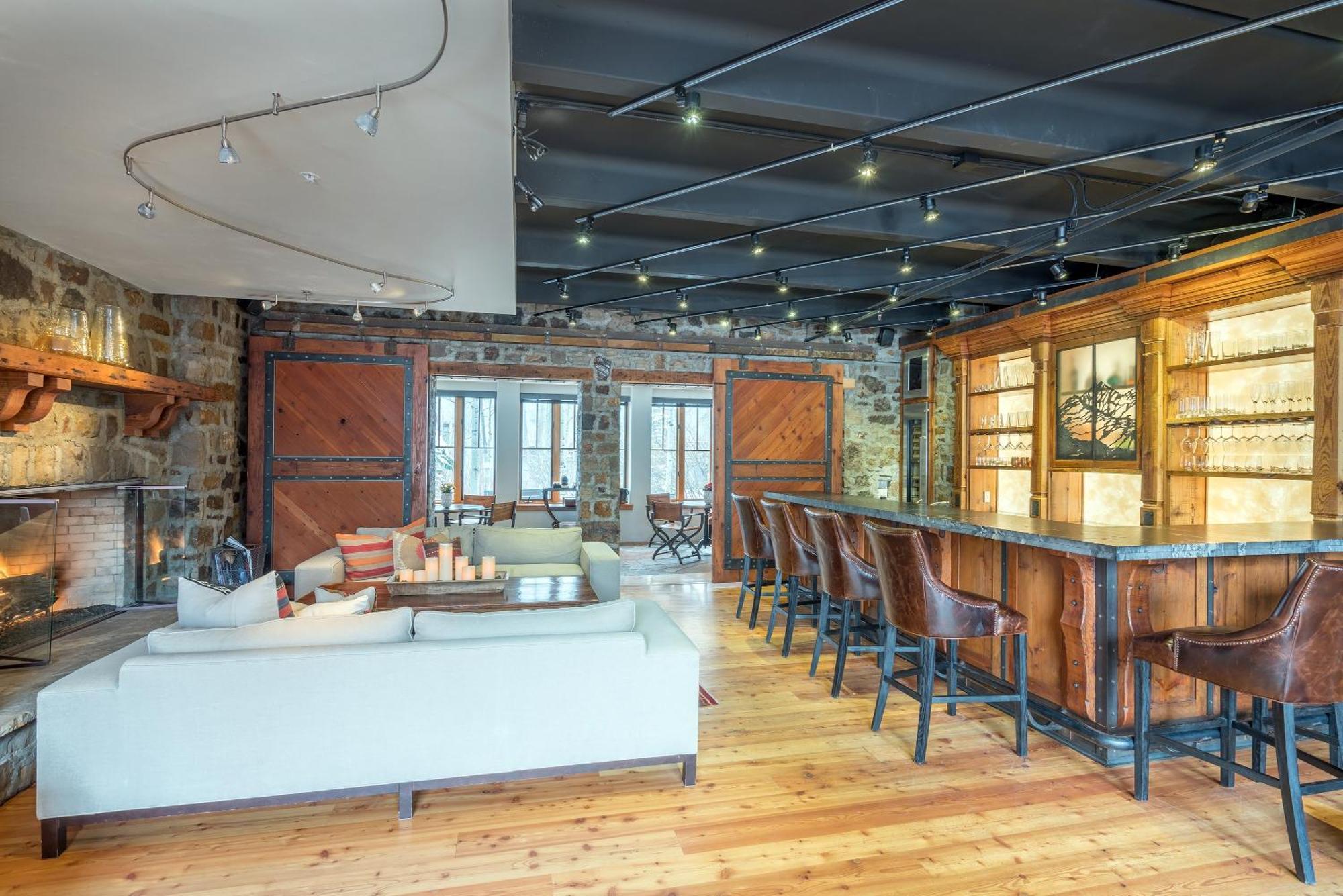 River Club 103 By Alpine Apartment *