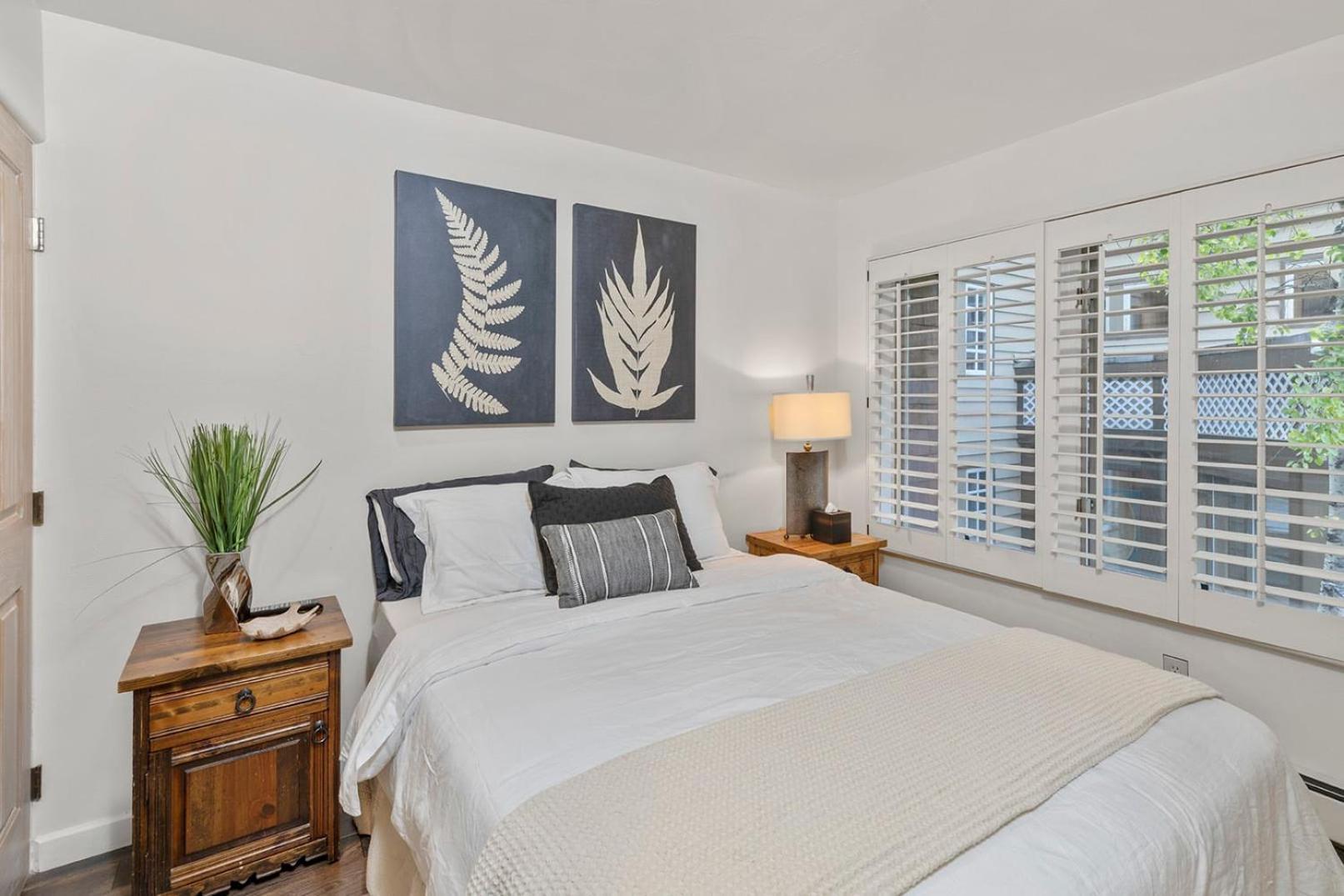 In Out Remodeled Luxury Holiday home *