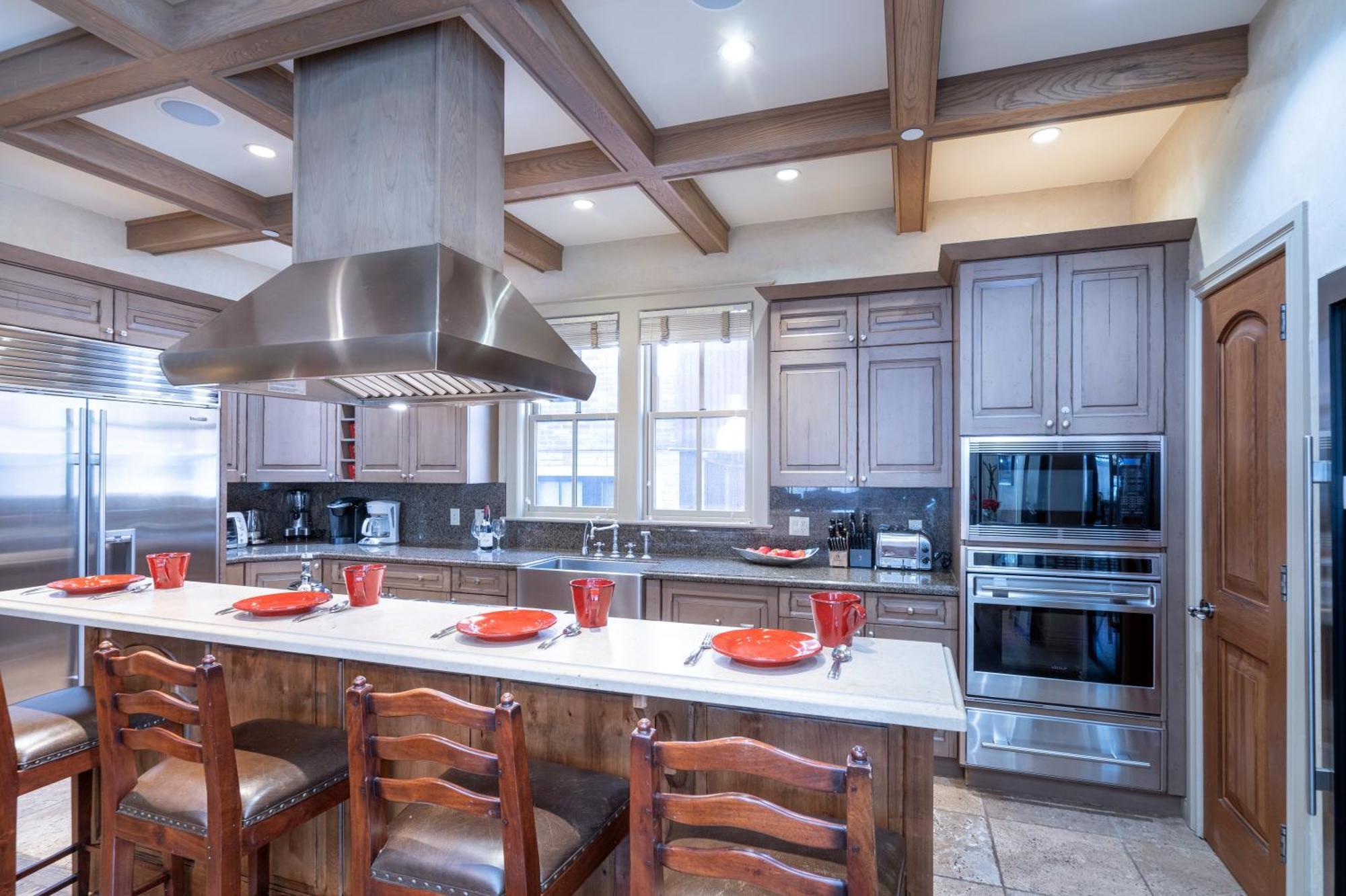 211 A South Oak By Exceptional