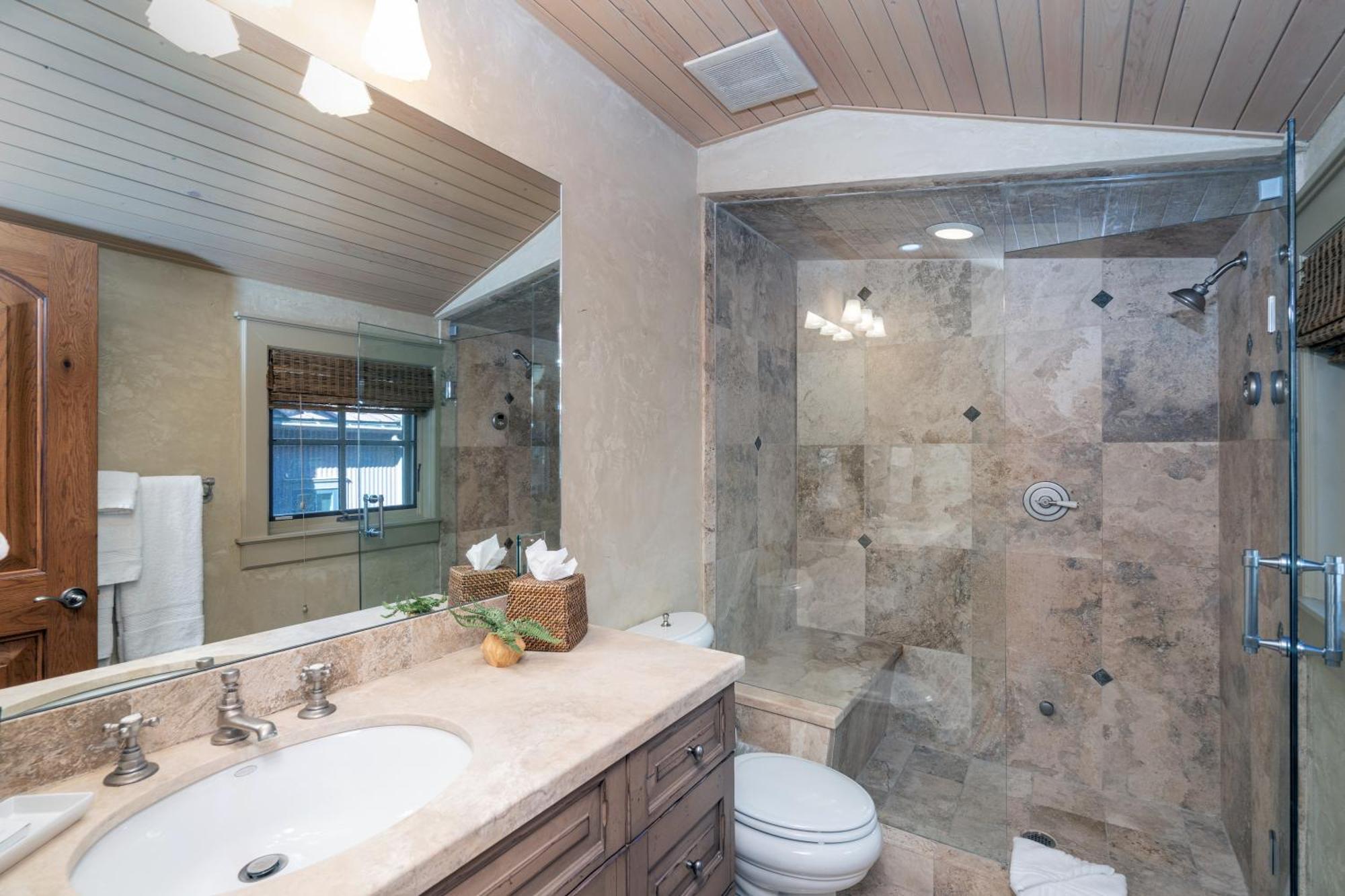 211 A South Oak By Exceptional