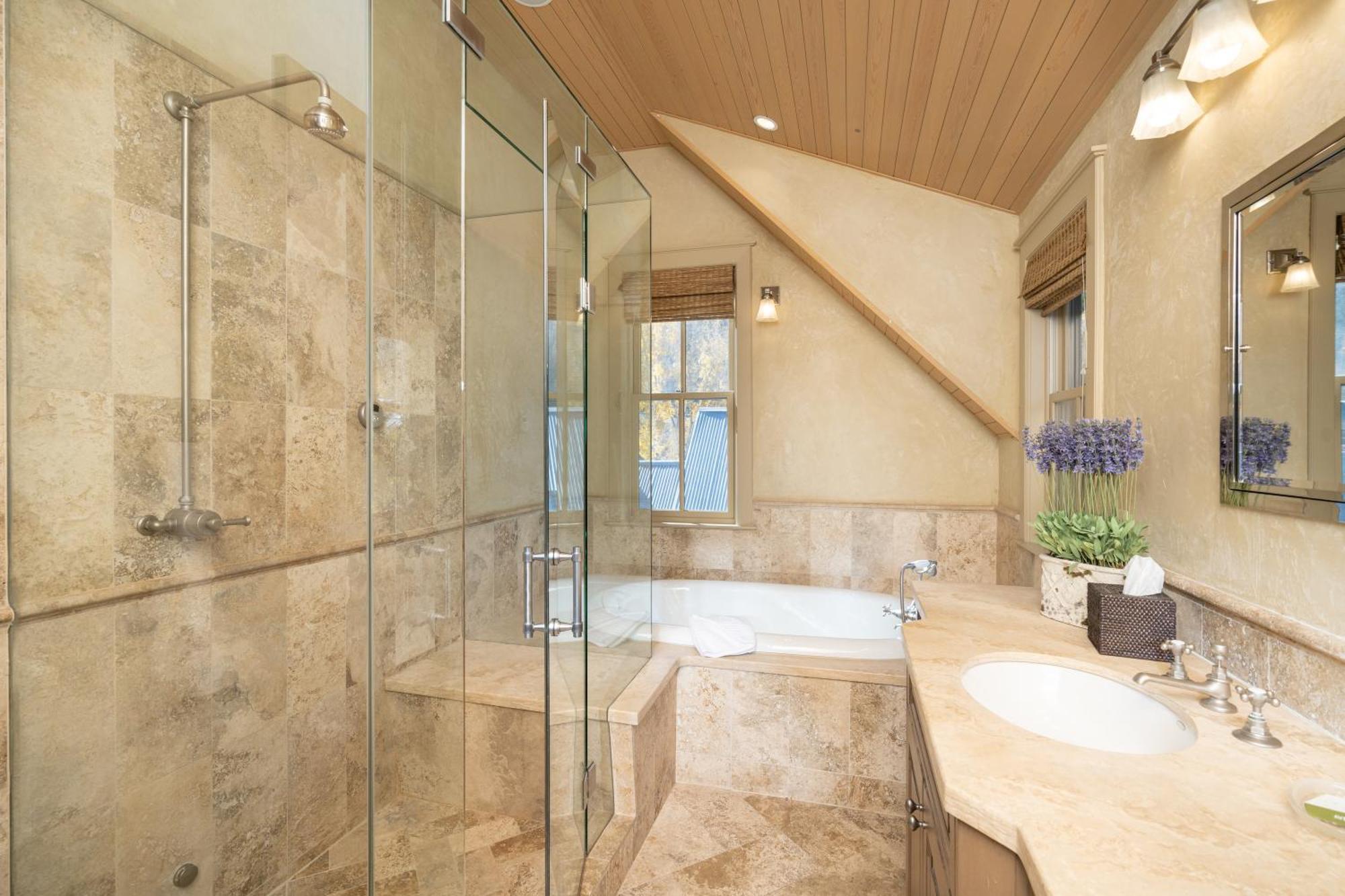 211 A South Oak By Exceptional Villa