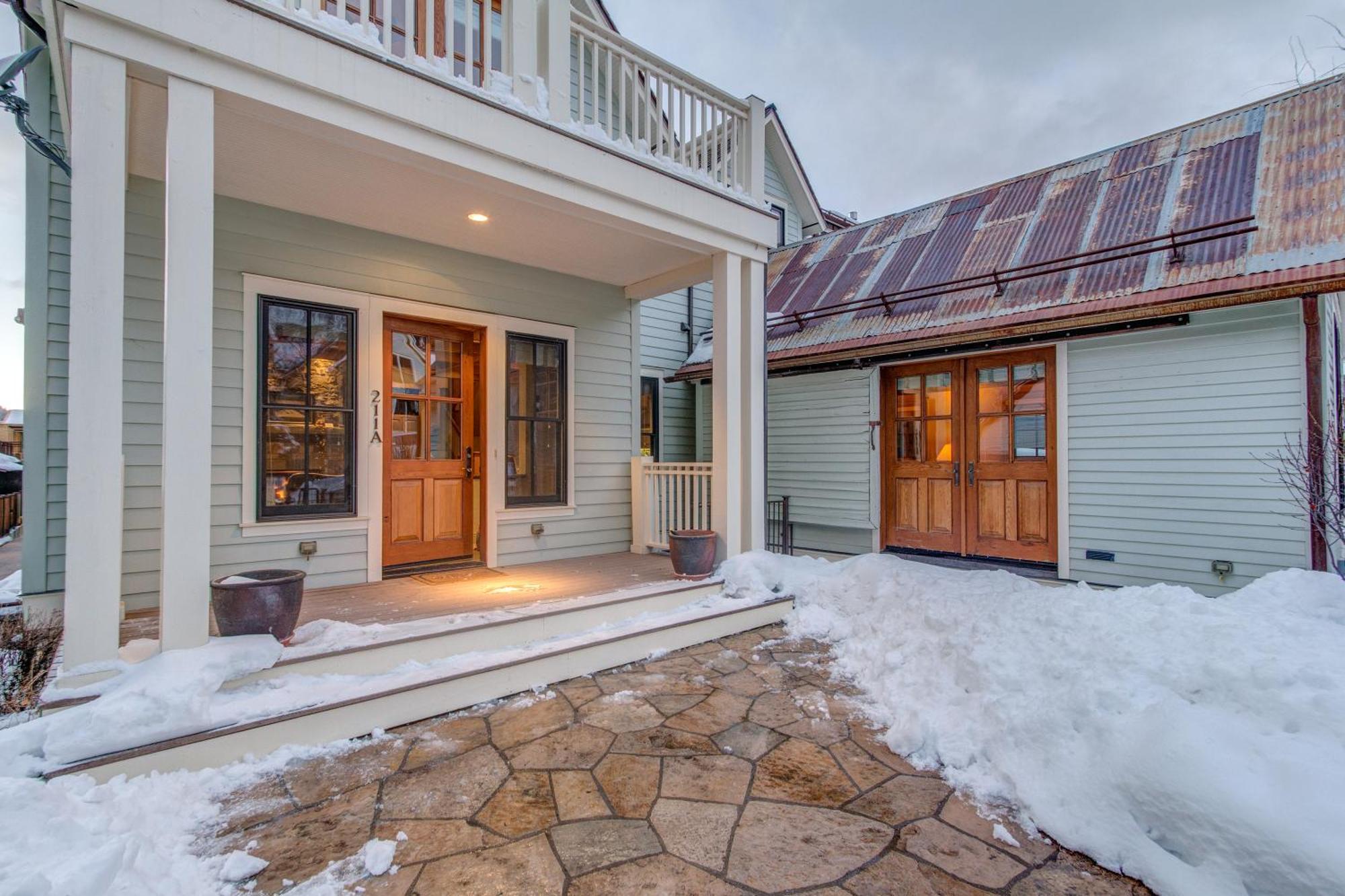 Villa 211 A South Oak By Exceptional
