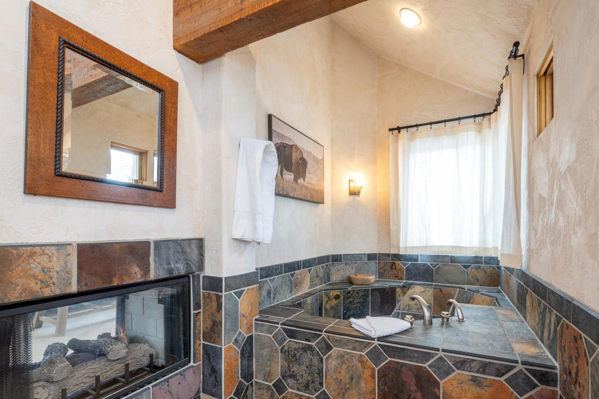 Chalet Satisfaction By Exceptional Telluride