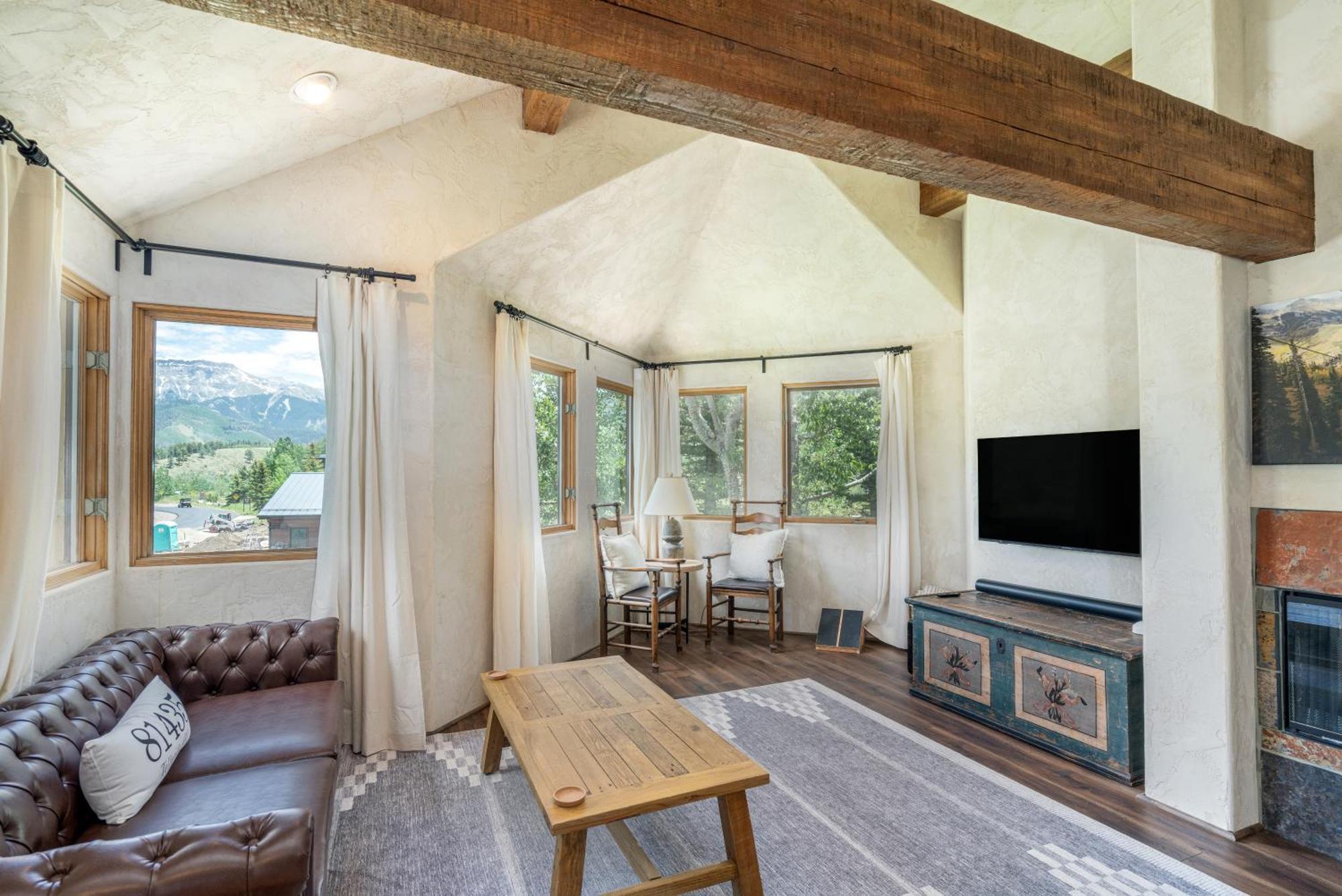 Chalet Satisfaction By Exceptional