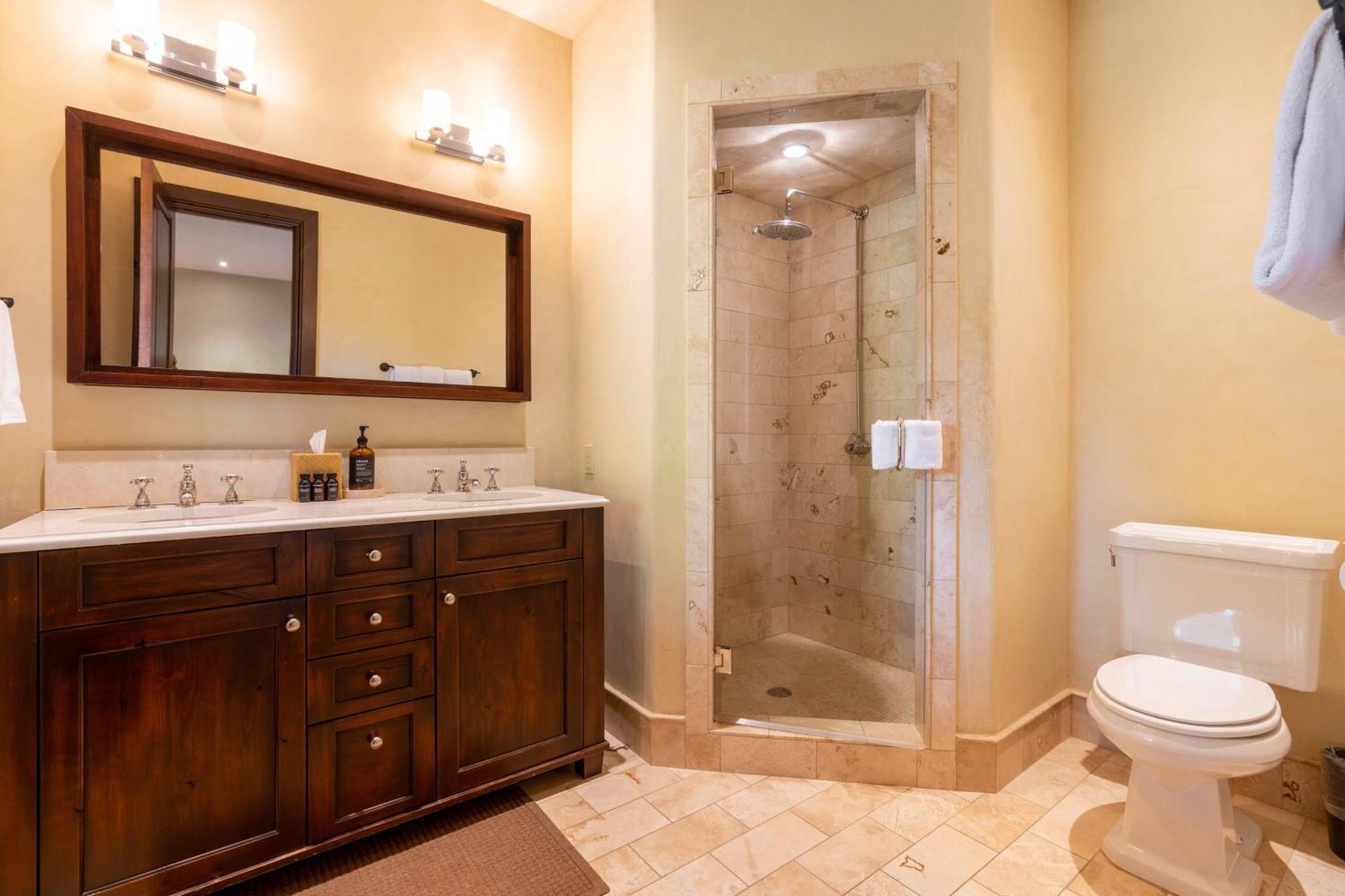 Townhome On The Creek 135 By Avantstay In Out W Hot Tub Telluride