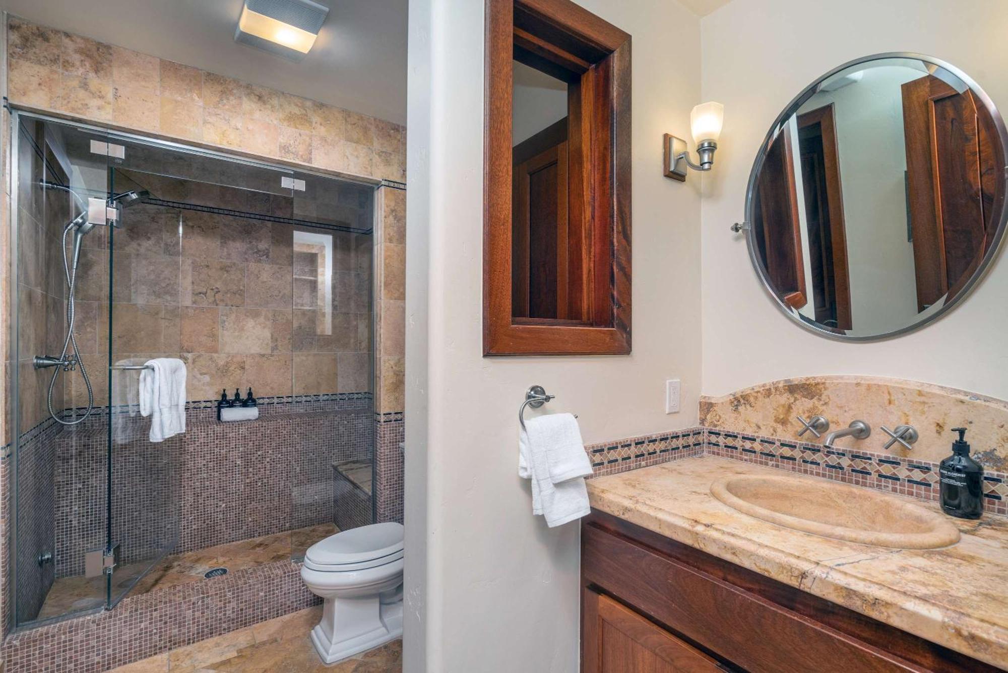 Holiday home Crystal Ridge Retreat Hot Tub Walk To Lifts