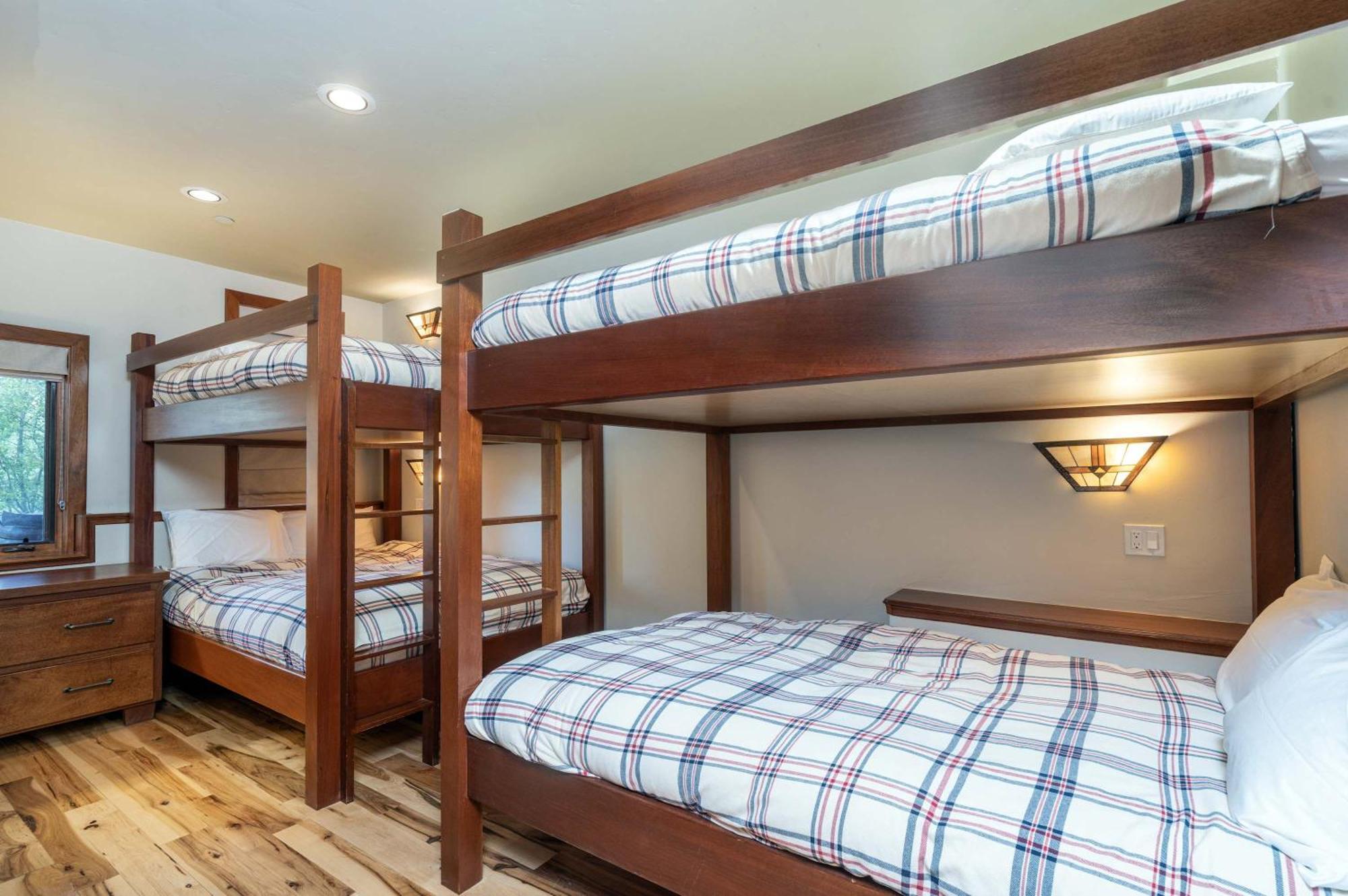 Crystal Ridge Retreat Hot Tub Walk To Lifts * Telluride