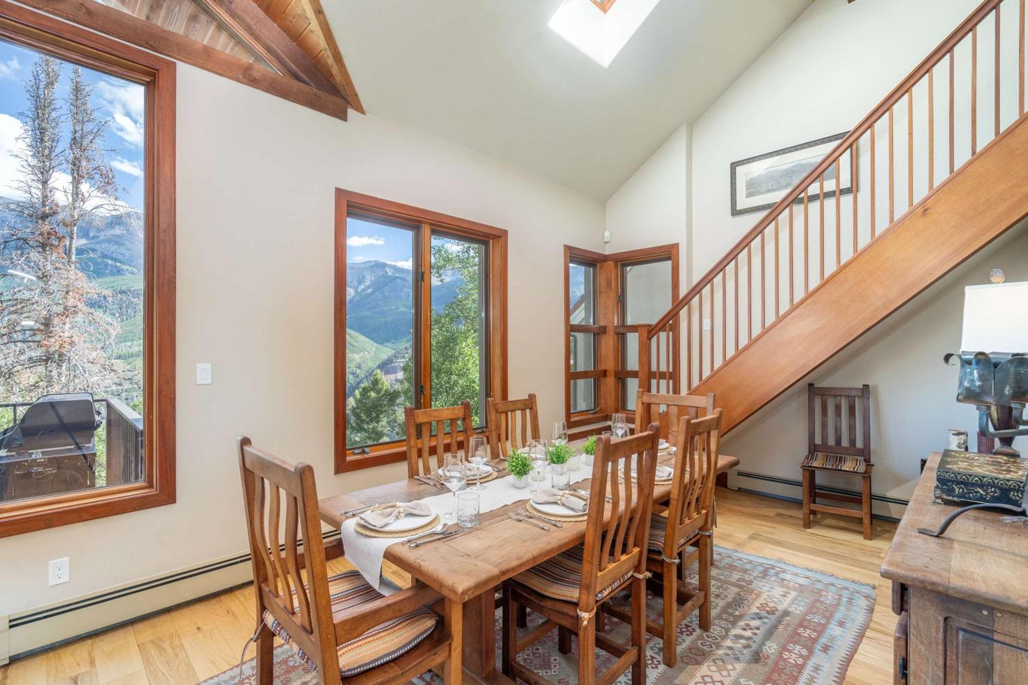 Crystal Ridge Retreat Hot Tub Walk To Lifts Holiday home *