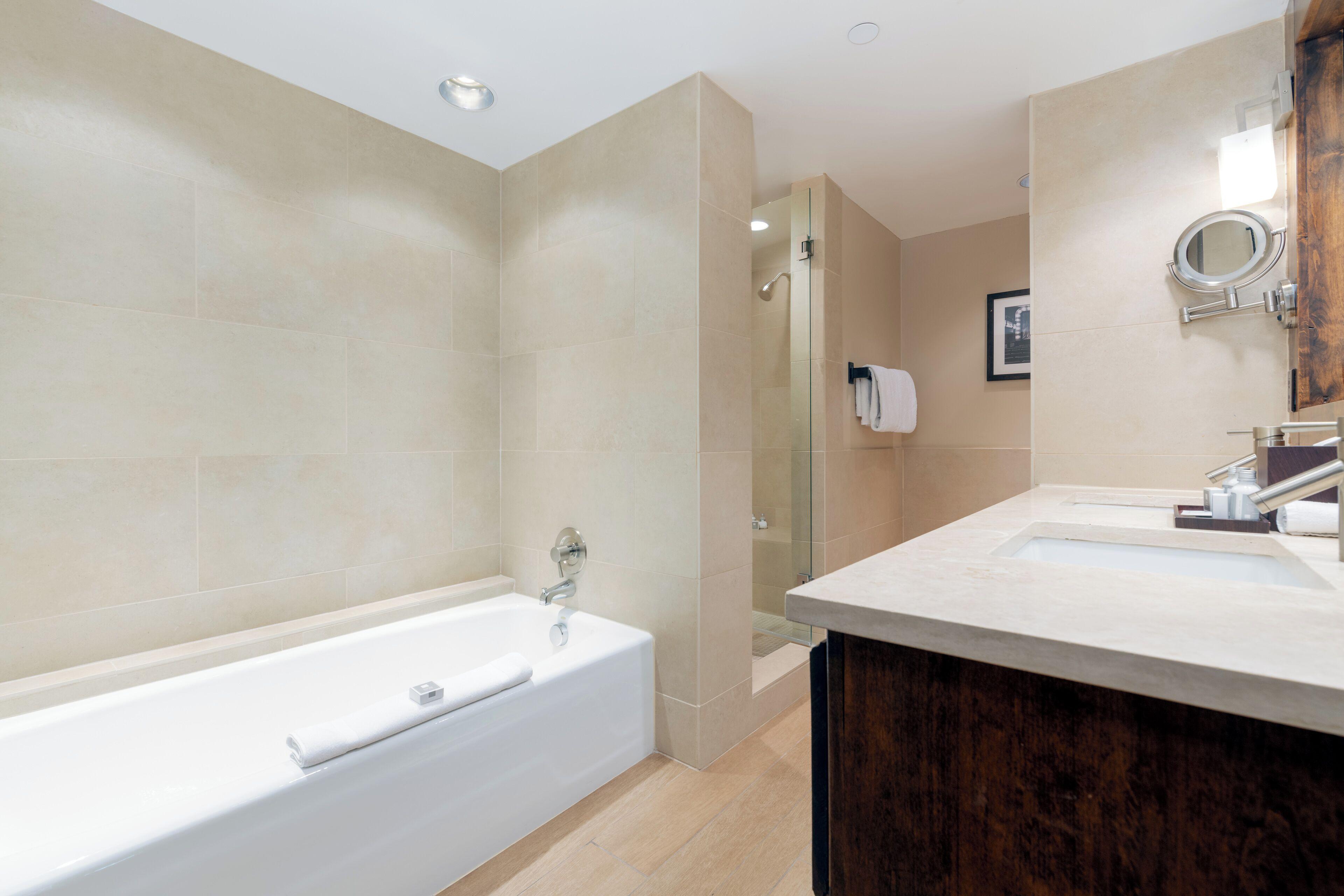 The Peaks And Telluride