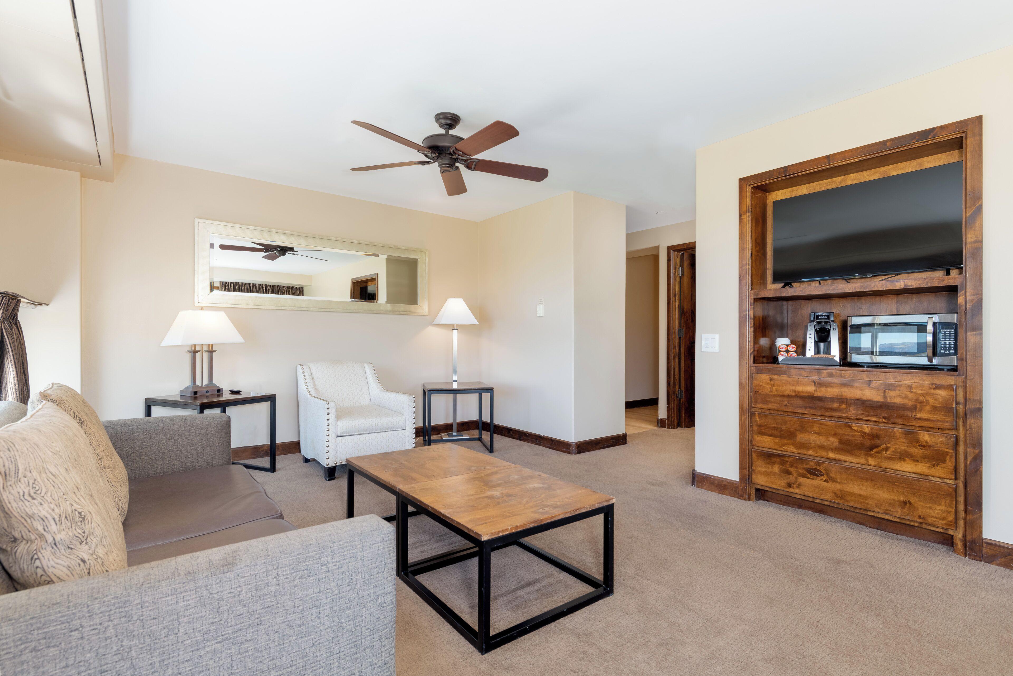 The Peaks And Resort