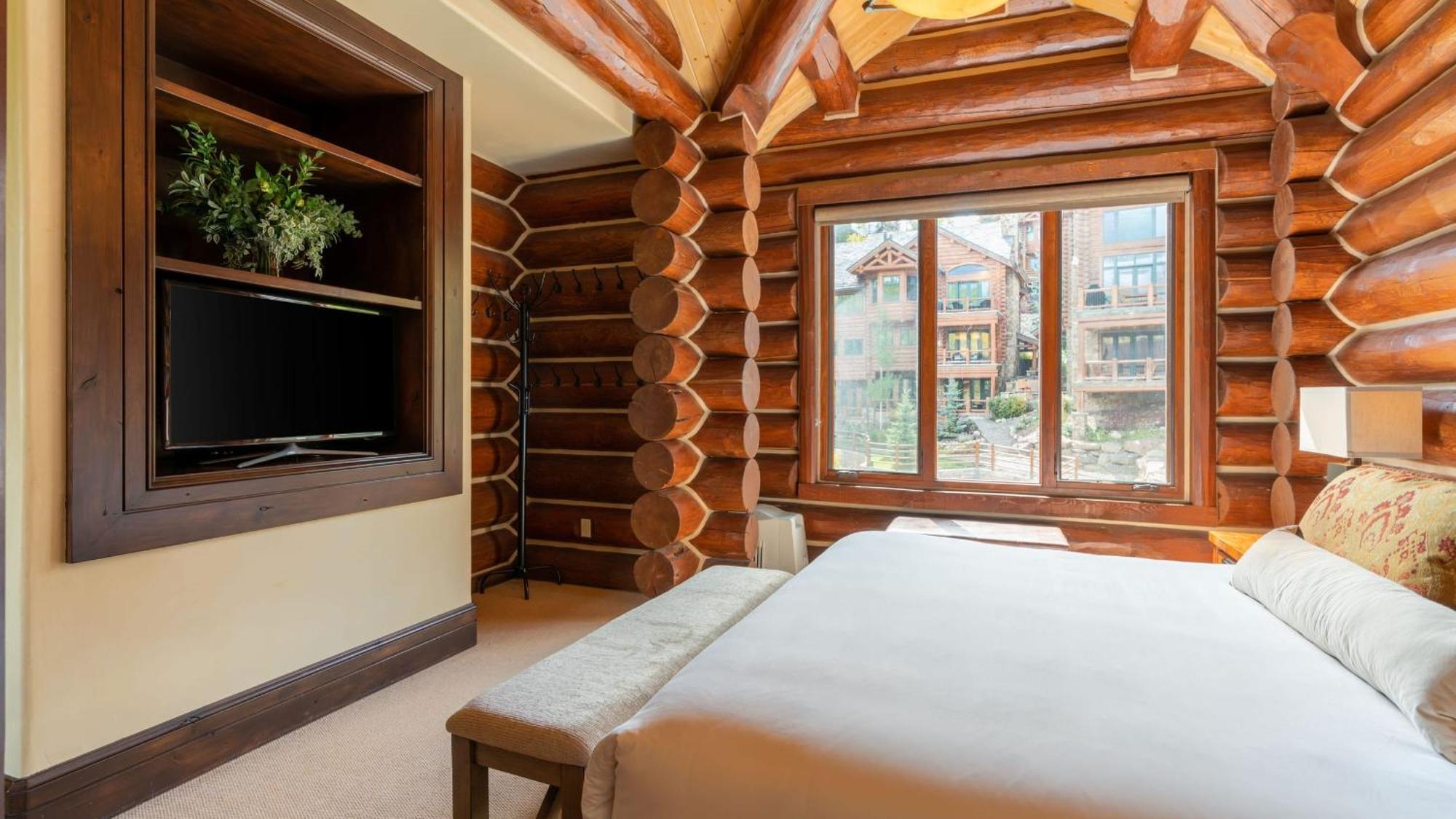 Townhome On The Creek 135 By Avantstay In Out W Hot Tub