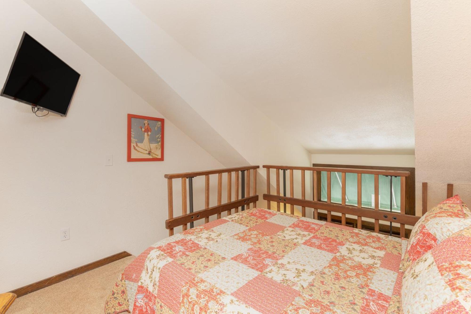 Manitou 9 By Alpine Hotel