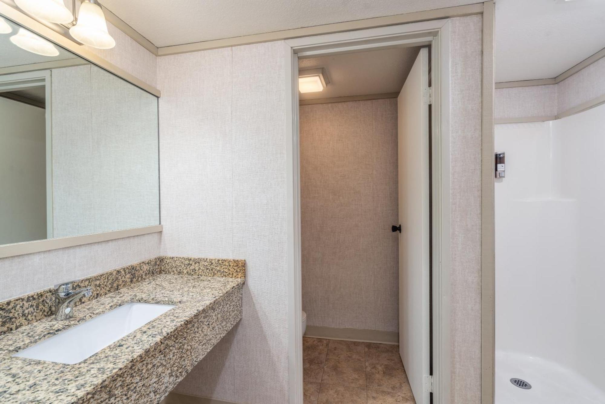 Mountainside 202 By Alpine *