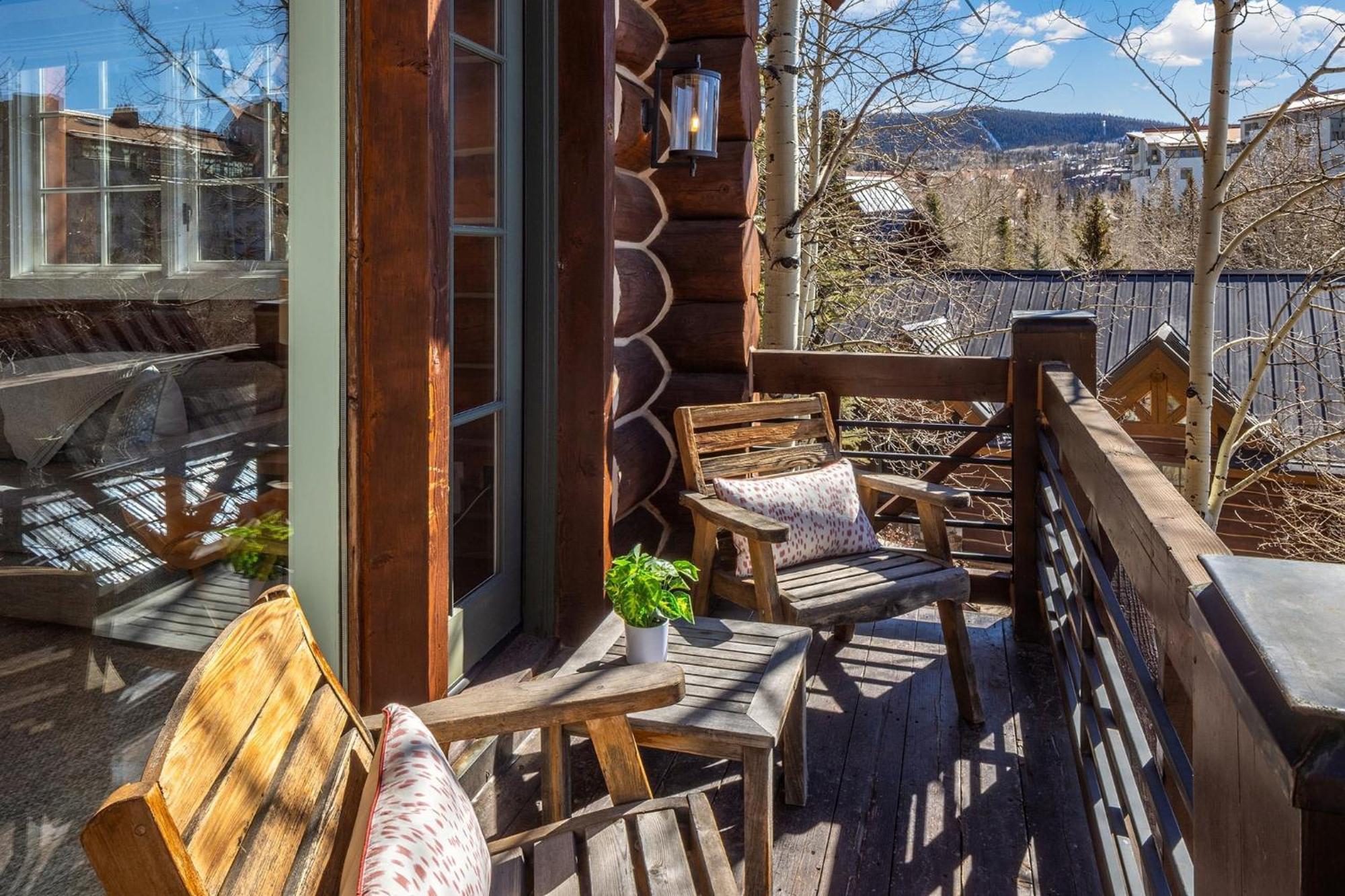 New! Chic European Style Cabin, Short Walk To * Telluride