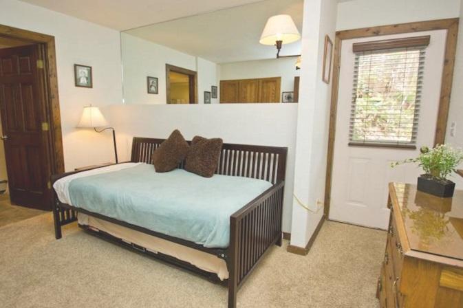 Manitou 11 By Alpine Lodge *