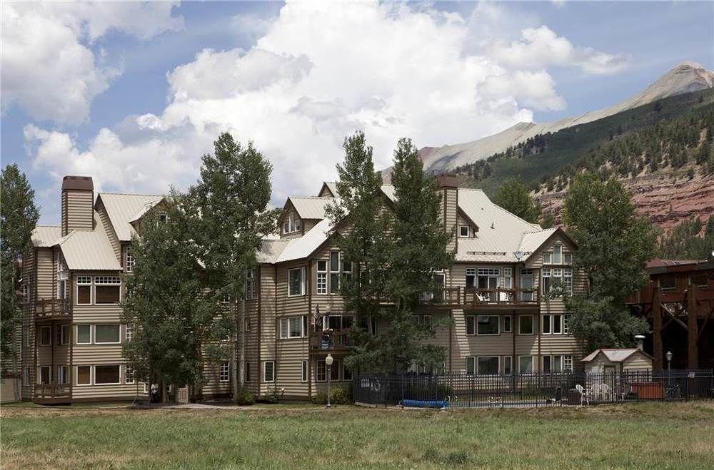 Etta Place Too By 3* Telluride