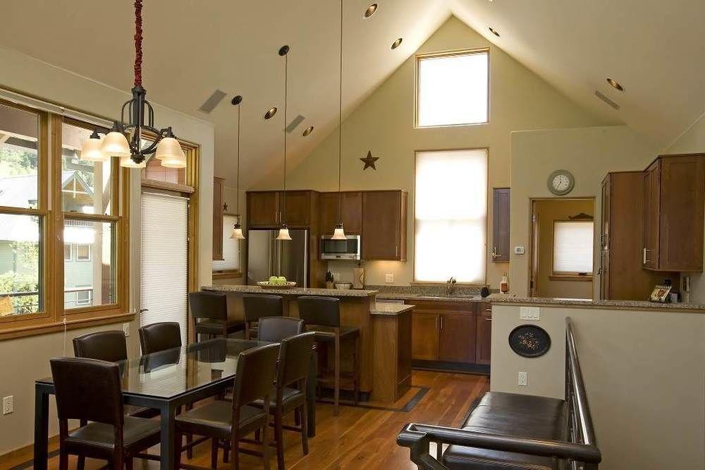 Owl Meadows Townhome By Hotel 4*