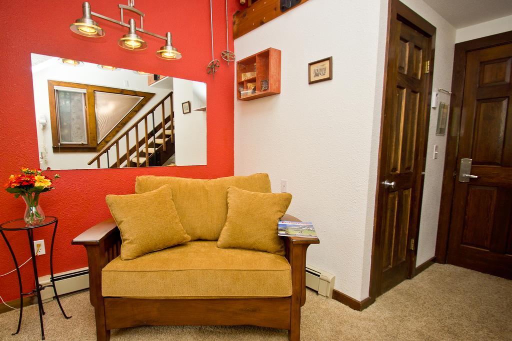 Manitou 11 By Alpine