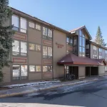 Condo With Great Ski Access And Heated Garage