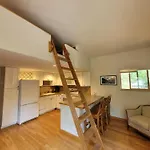 Quiet Lofted Studio At Tomboy Lodge