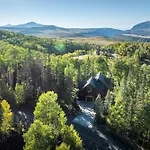 Villa Bear - Modern Log At Easy Ski-in-out Location Telluride
