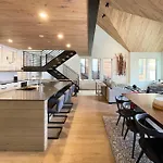 Loft House 101 By Exceptional Stays