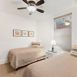 3 Bedroom 3 Bathroom Walking Distance To The Gondola