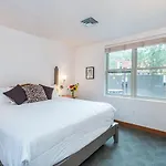Camel's Garden 3*
