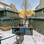 Riverside C03 Walk To Gondola Hot Tubs - 2 Bedroom 2 Ba Sleeps 6