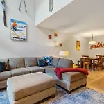 Ski In Out Lift 7! Deck, Hot Tub, Garage Parking Condo