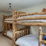 Villa Bear - Modern Log At Easy Ski-in-out Location Telluride