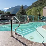 Camel's Garden 3*