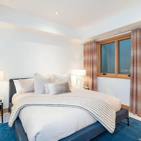 Luxury Townhome On Depot, 3 Mins Walk To Main St Gondola, Heated Garage, Private Roof Hot Tub, Townhouse *