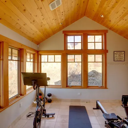 Mountain With Gym, Hot Tub And Views! Holiday home Telluride