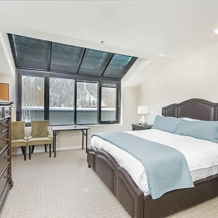 Pet-friendly Penthouse With Shared Hot Tub Telluride