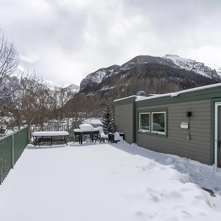 Pet-friendly Penthouse With Shared Hot Tub *