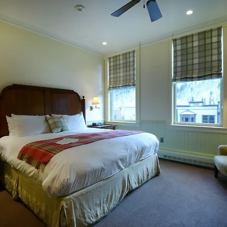 New Sheridan Hotel 4*