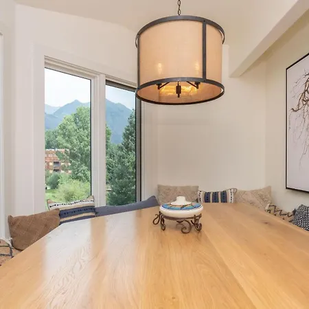 Holiday home Manitou Riverhouse 115 By Avantstay