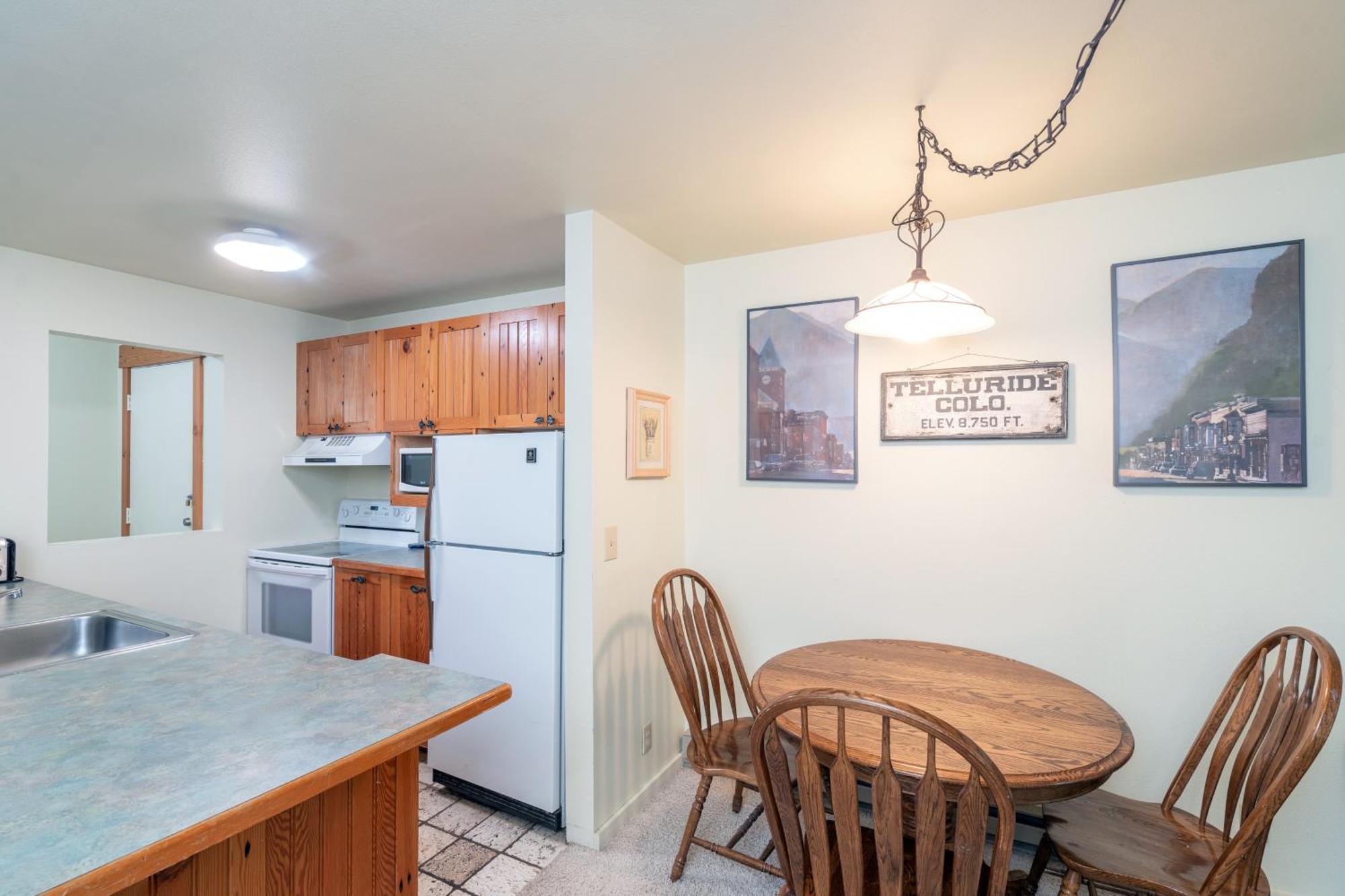 Cozy Two Bedroom In The Middle Of It All! Telluride
