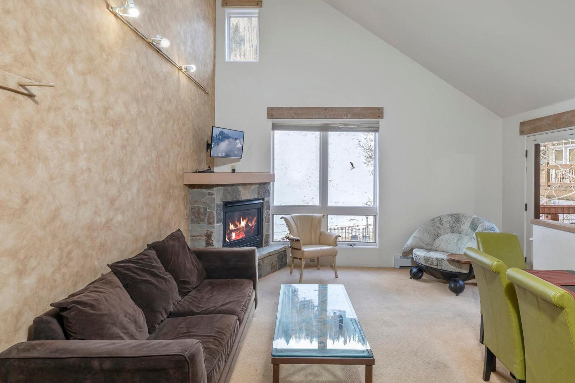 Holiday home In Out 5 Minute Walk To Everything *