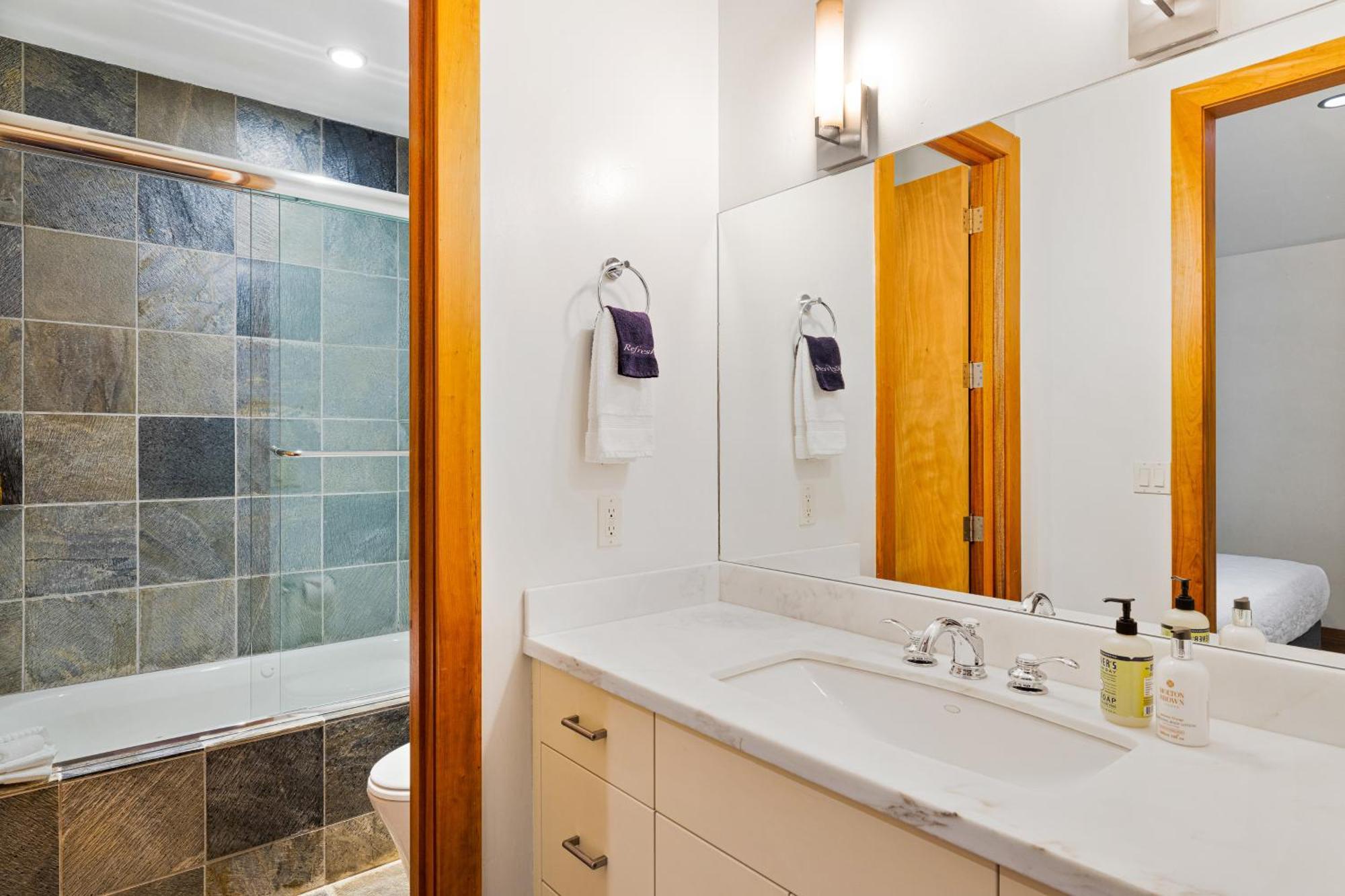 Pacific West 471 Holiday home