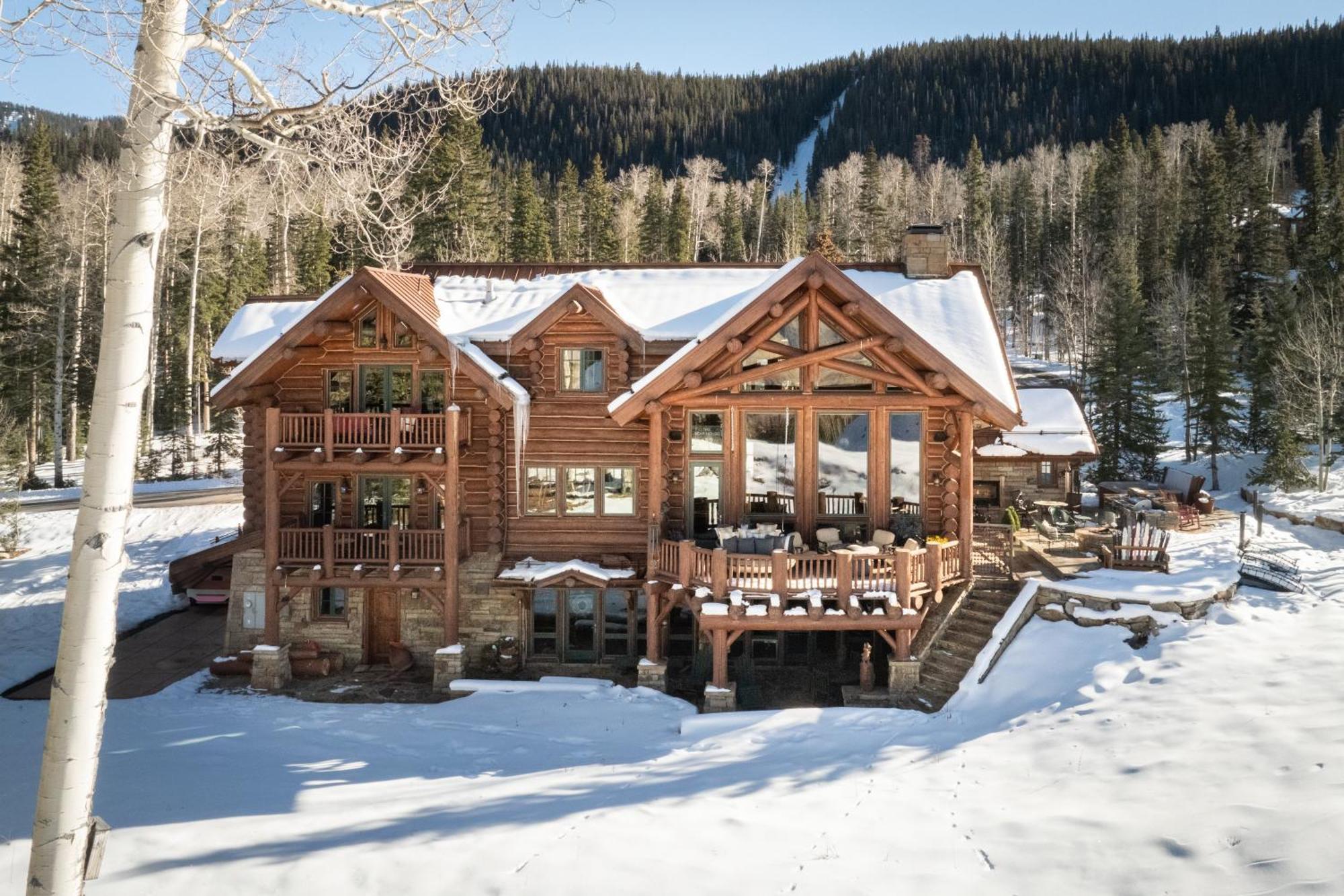 Holiday home The Bear House On Double - Premier Ski-in-out Location And Amenities