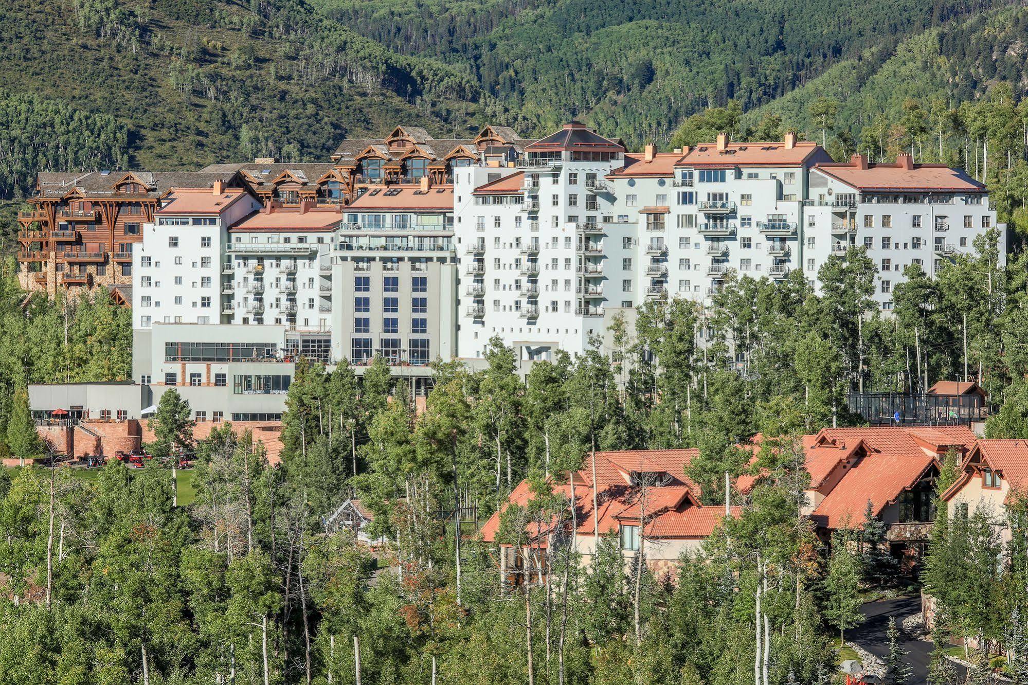 Resort The Peaks And 3*